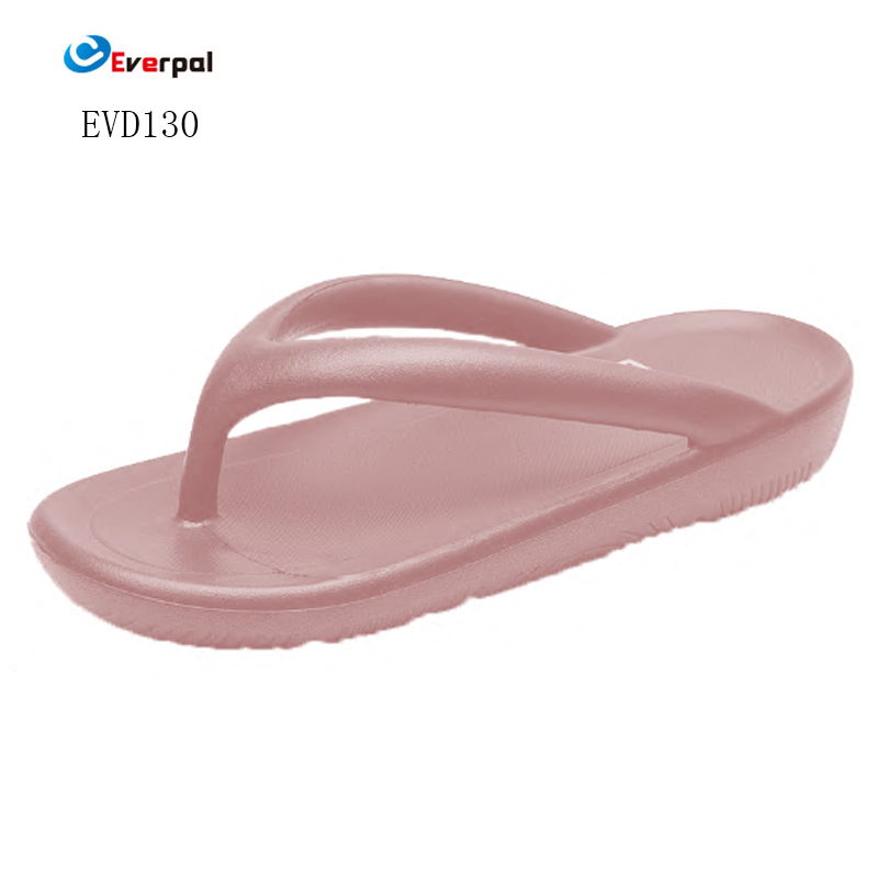 Bakit Sikat ang Mga Pambabaeng Flip Flops sa Swimming Pool at Spa Environment?