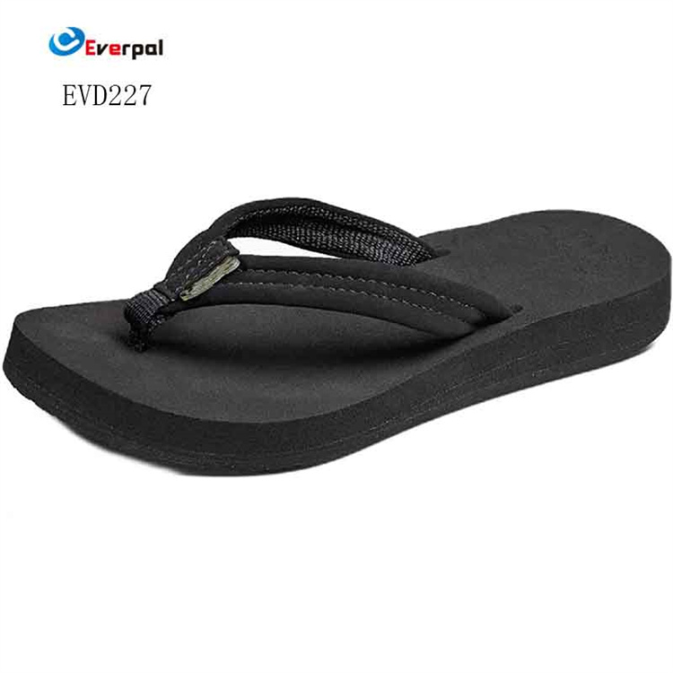 Pambabaeng Cushion Flip-Flop